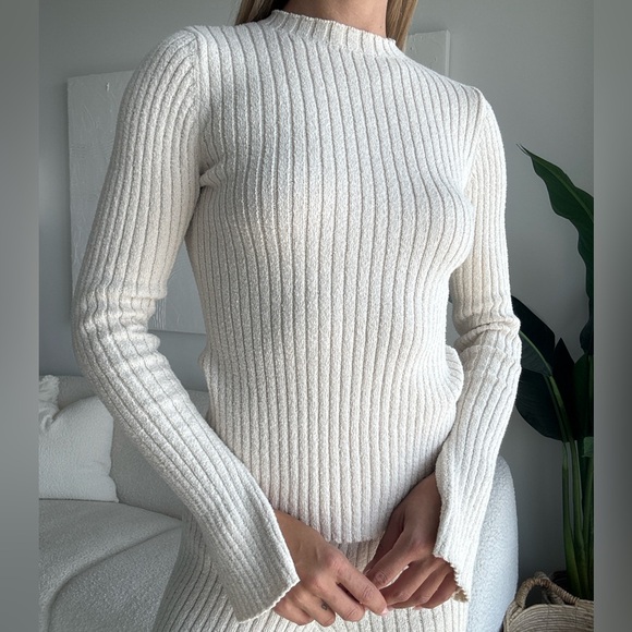 H&M Knit Pant Set - Picture 5 of 6